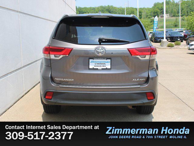 used 2019 Toyota Highlander car, priced at $22,391
