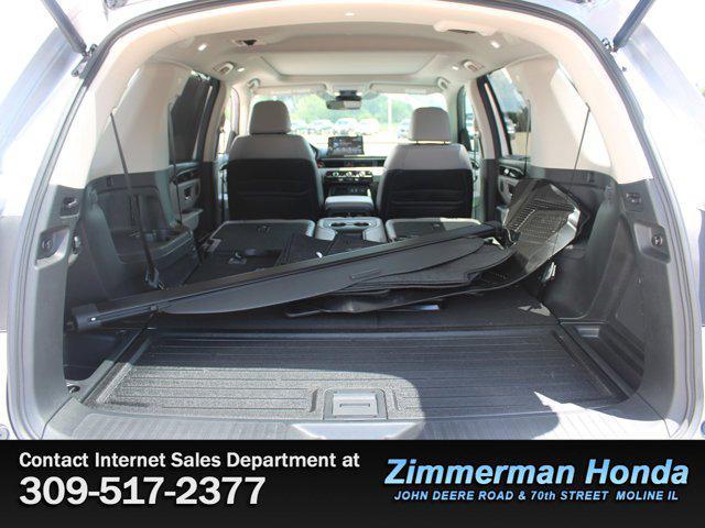 used 2025 Honda Pilot car, priced at $48,991