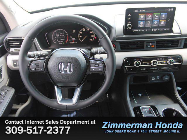 used 2025 Honda Pilot car, priced at $48,991