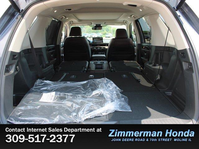 used 2025 Honda Pilot car, priced at $51,992