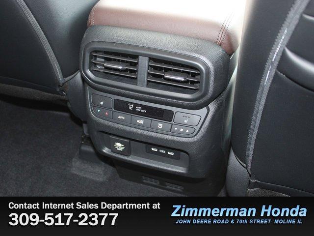 used 2025 Honda Pilot car, priced at $51,992