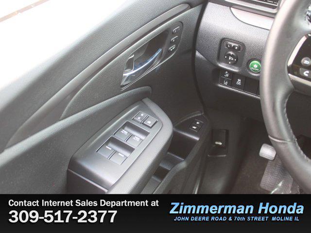 used 2022 Honda Pilot car, priced at $36,291