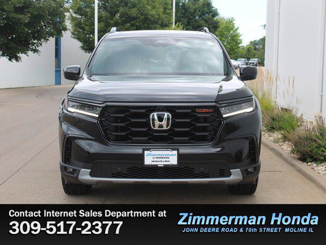 new 2025 Honda Pilot car, priced at $51,330