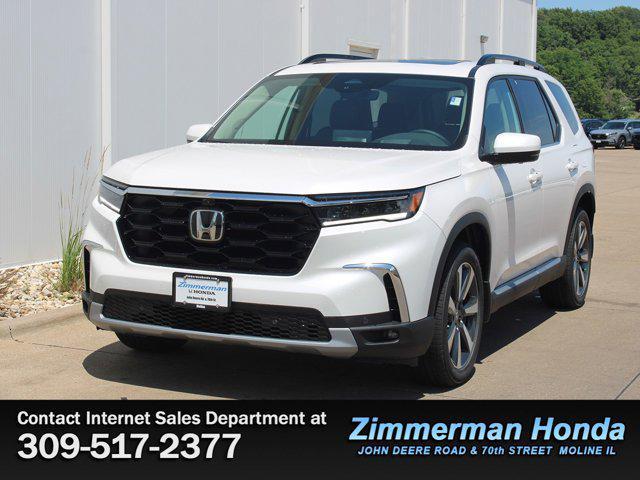 new 2025 Honda Pilot car, priced at $55,715