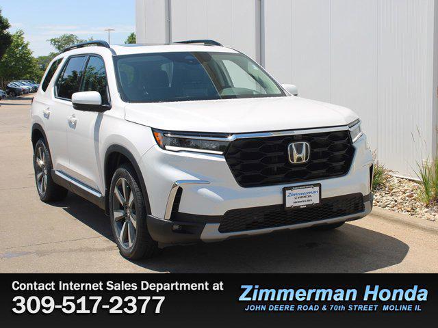 new 2025 Honda Pilot car, priced at $55,715