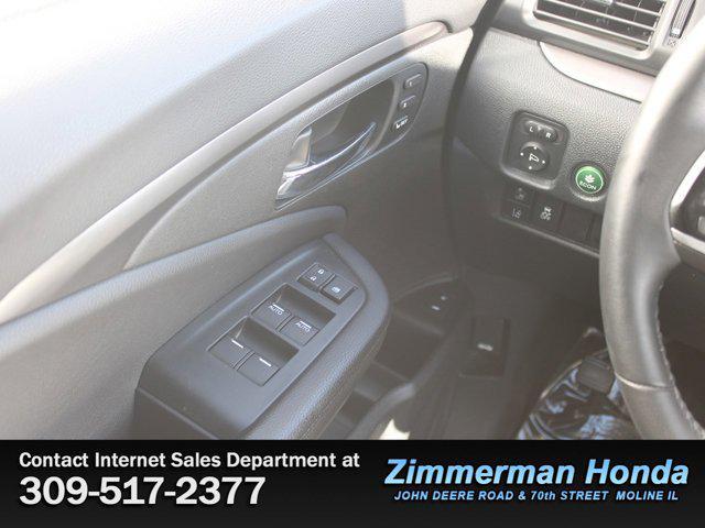 used 2022 Honda Pilot car, priced at $33,991