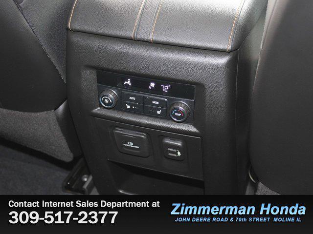 used 2021 Chevrolet Traverse car, priced at $29,291