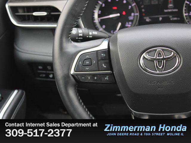 used 2021 Toyota Highlander car, priced at $34,591