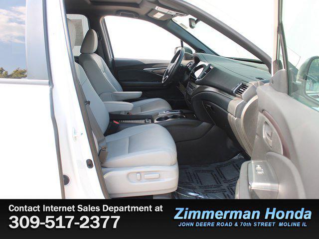 used 2022 Honda Passport car, priced at $35,991