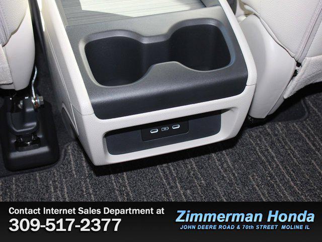 new 2026 Honda Odyssey car, priced at $50,475