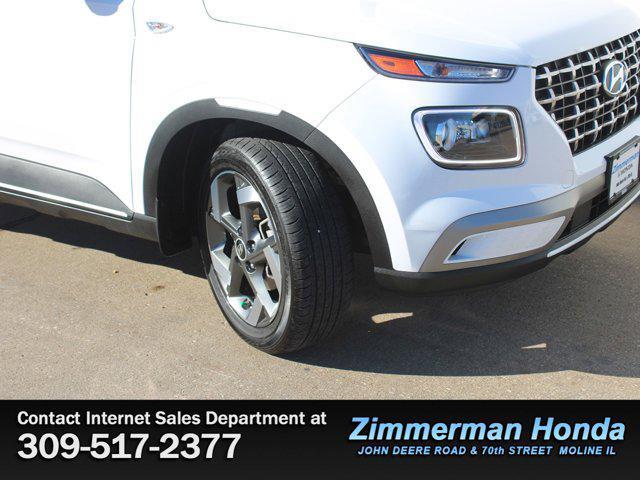 used 2022 Hyundai Venue car, priced at $19,991
