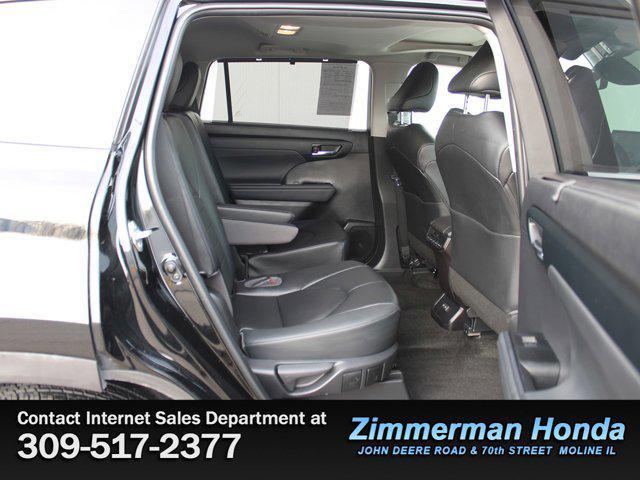 used 2023 Toyota Highlander car, priced at $38,991