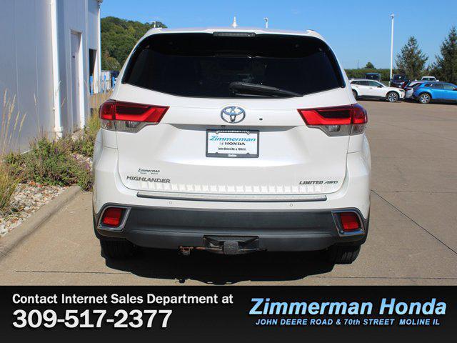 used 2018 Toyota Highlander car, priced at $26,995