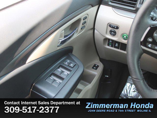 used 2022 Honda Pilot car, priced at $35,991