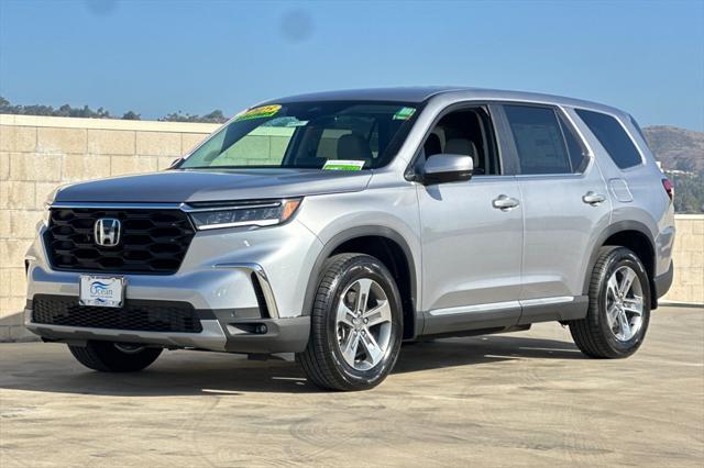 new 2025 Honda Pilot car, priced at $44,950