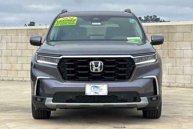 new 2025 Honda Pilot car, priced at $54,530