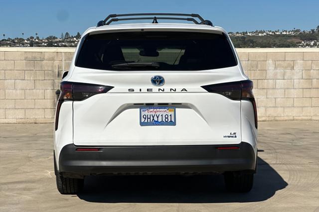 used 2023 Toyota Sienna car, priced at $39,987