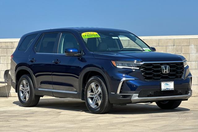 new 2025 Honda Pilot car, priced at $45,998