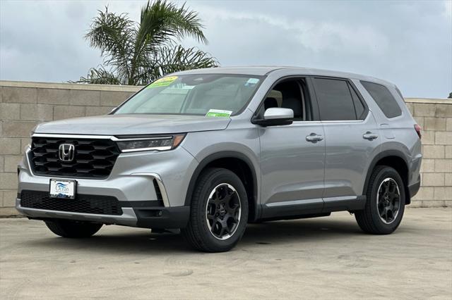 new 2025 Honda Pilot car, priced at $48,950