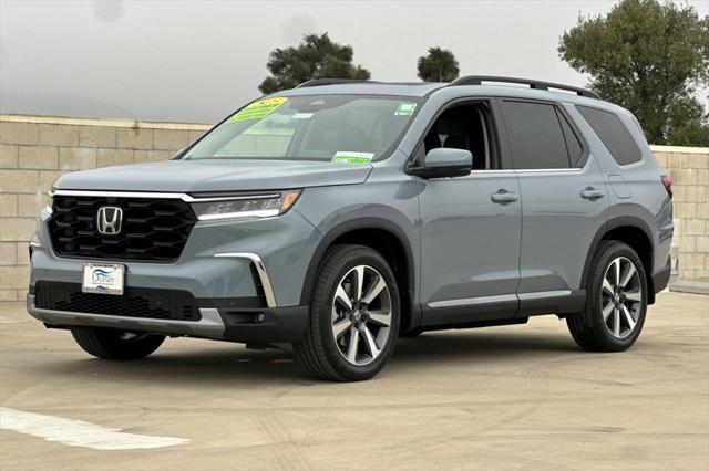 new 2025 Honda Pilot car, priced at $54,985