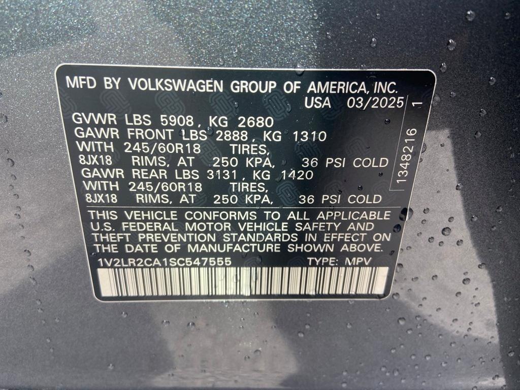new 2025 Volkswagen Atlas car, priced at $41,577