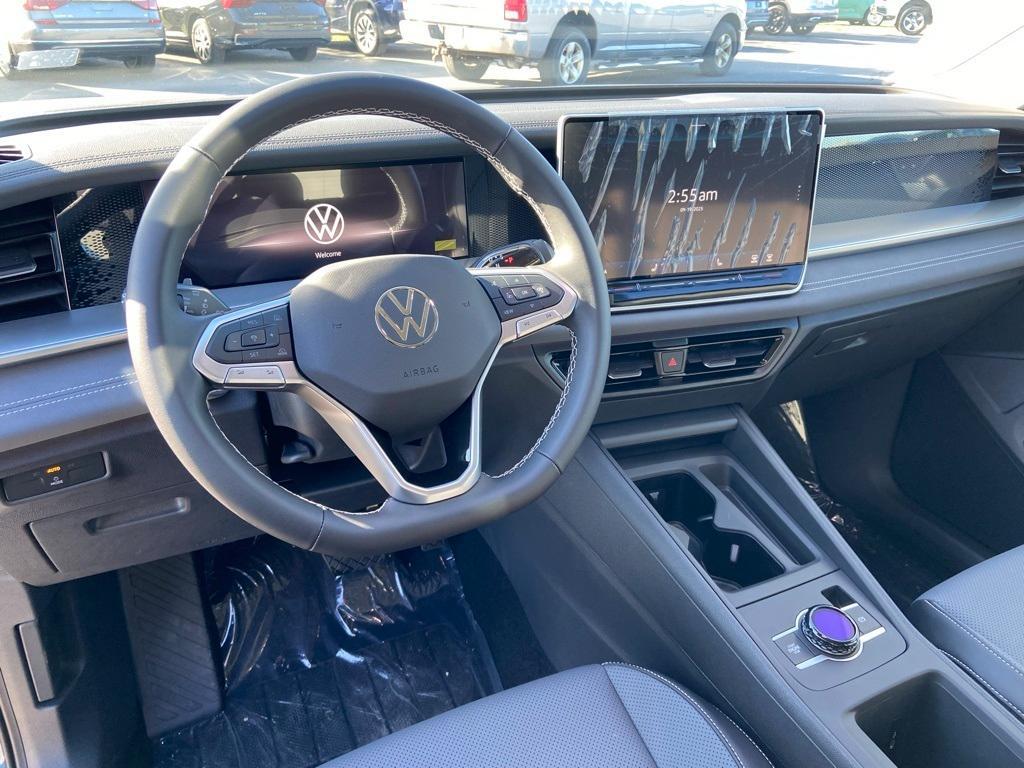 new 2025 Volkswagen Tiguan car, priced at $35,341