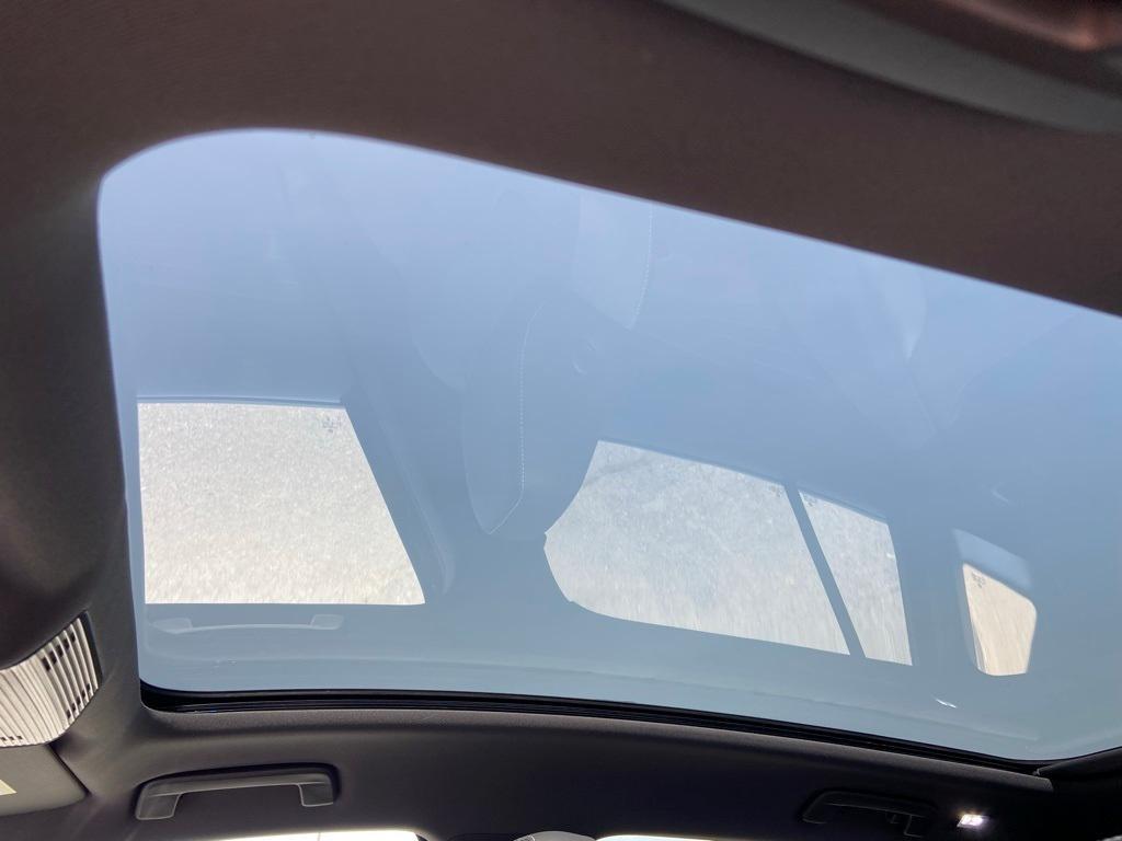 new 2025 Volkswagen ID.4 car, priced at $51,371