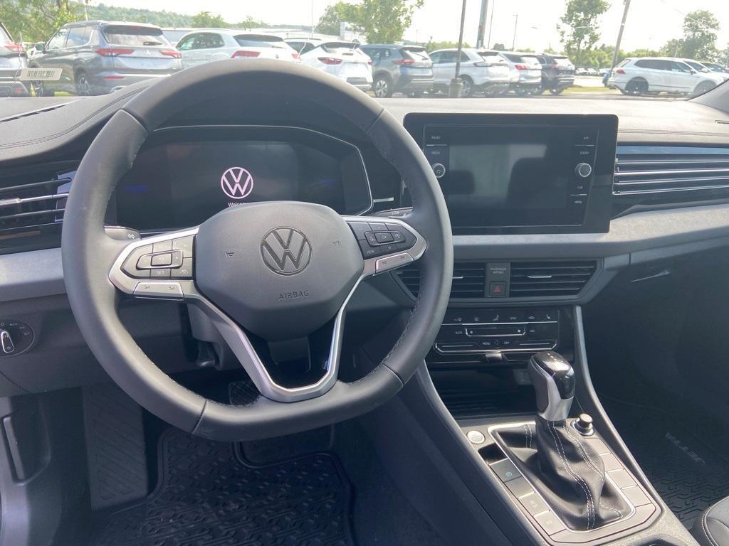 new 2025 Volkswagen Jetta car, priced at $27,048