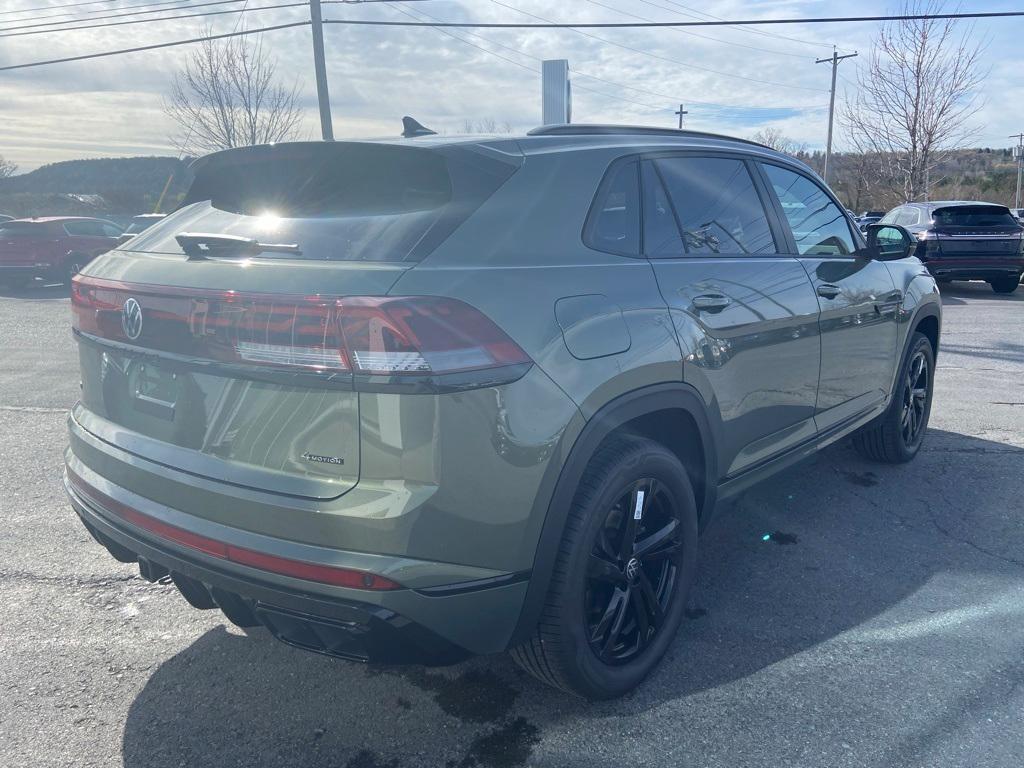 new 2025 Volkswagen Atlas Cross Sport car, priced at $51,321