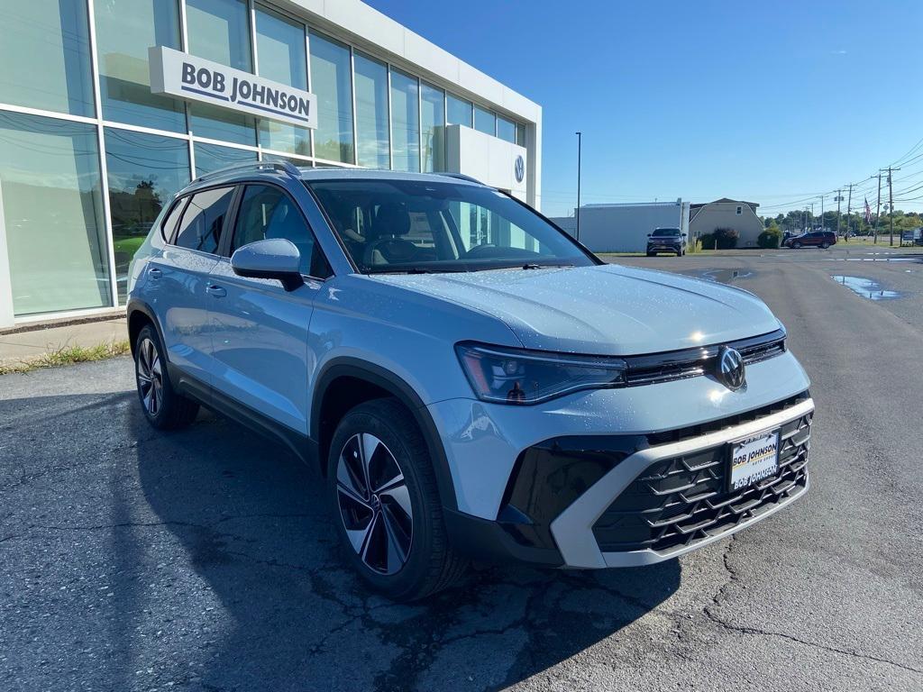 new 2025 Volkswagen Taos car, priced at $33,376