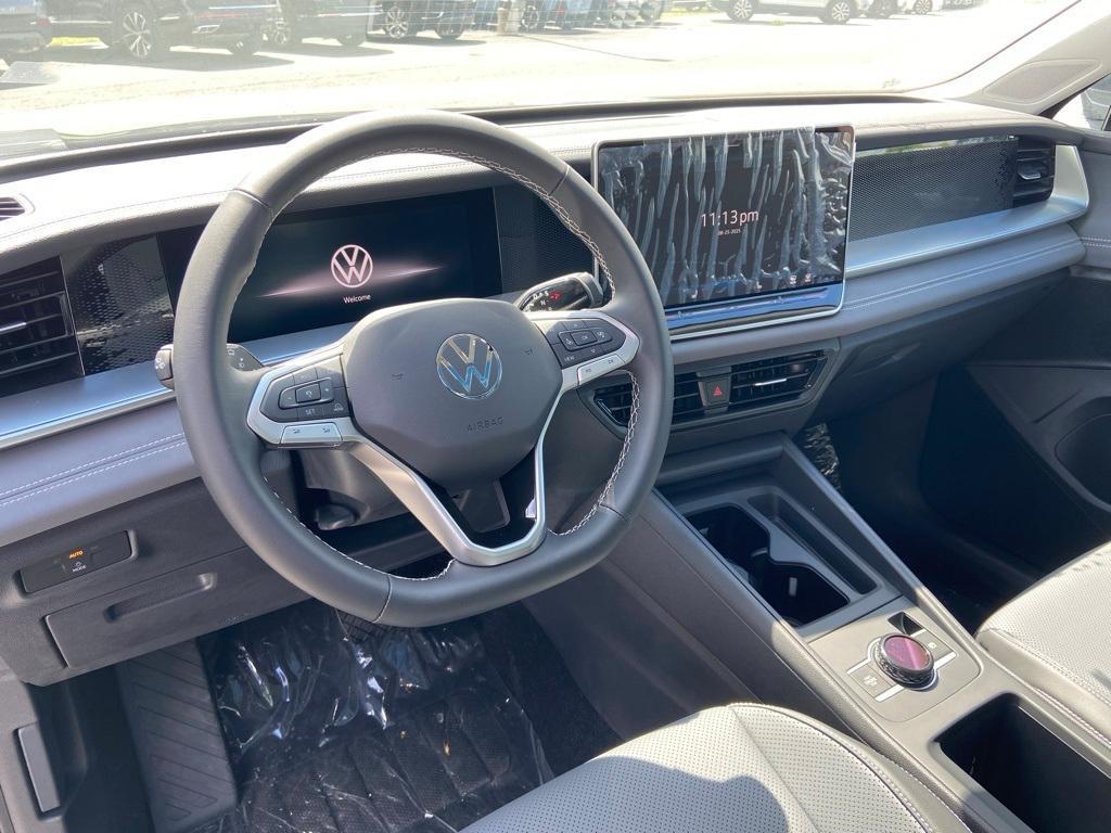 new 2025 Volkswagen Tiguan car, priced at $36,197