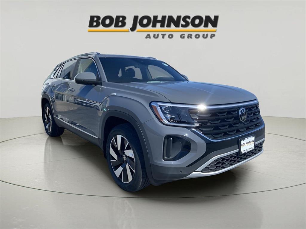 new 2025 Volkswagen Atlas Cross Sport car, priced at $48,078