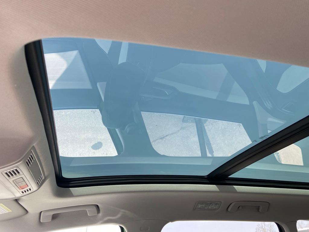 new 2025 Volkswagen Taos car, priced at $38,086