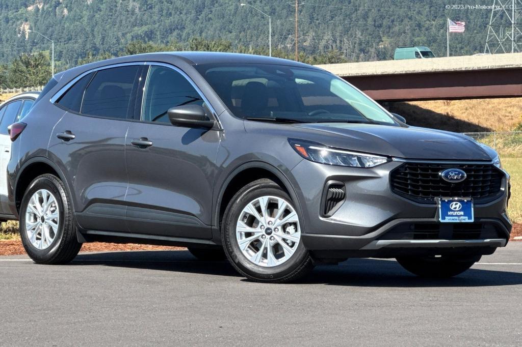 used 2023 Ford Escape car, priced at $21,995