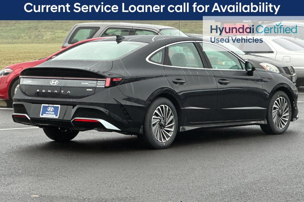 used 2025 Hyundai Sonata Hybrid car, priced at $31,999