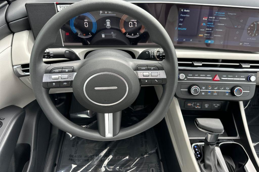 new 2025 Hyundai Tucson car, priced at $29,582