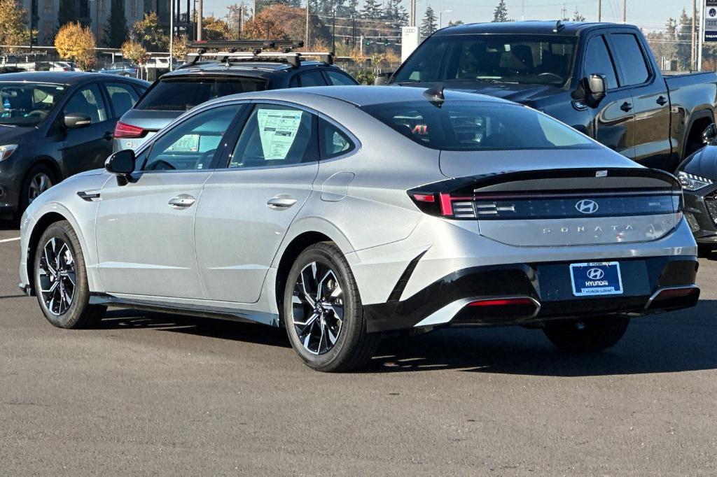 new 2025 Hyundai Sonata car, priced at $29,665