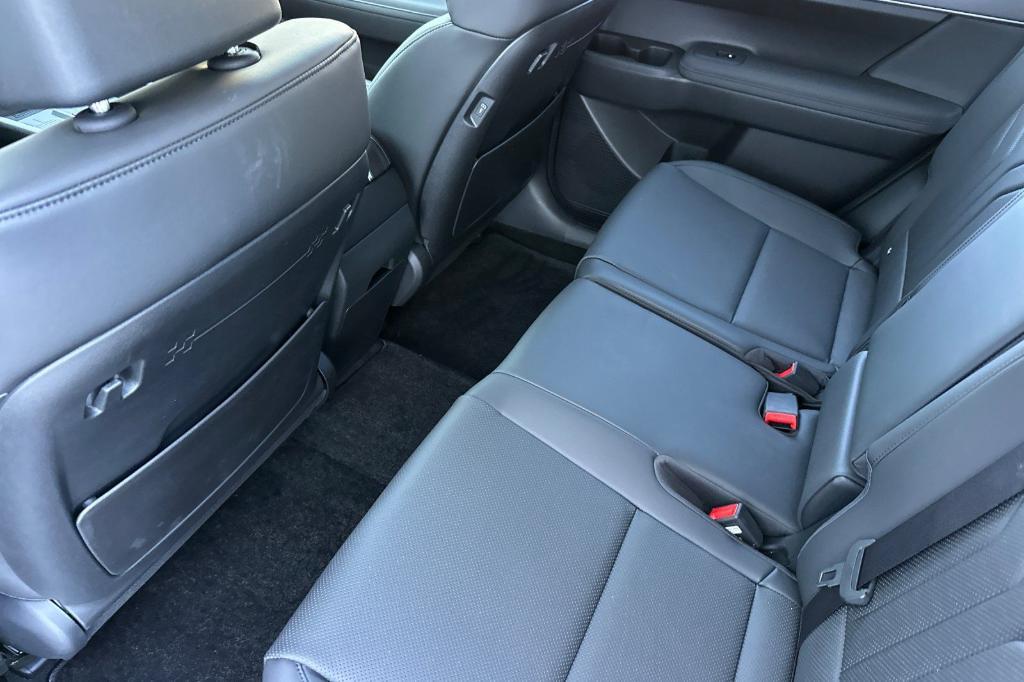 new 2025 Hyundai Santa Fe car, priced at $42,005