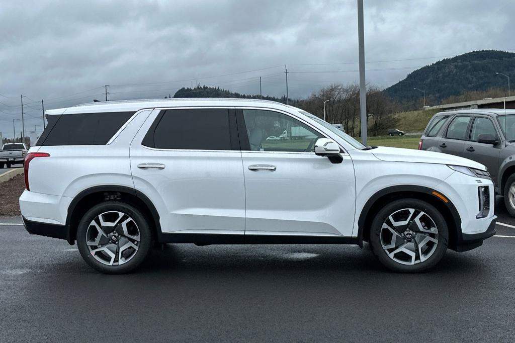 new 2025 Hyundai Palisade car, priced at $48,240