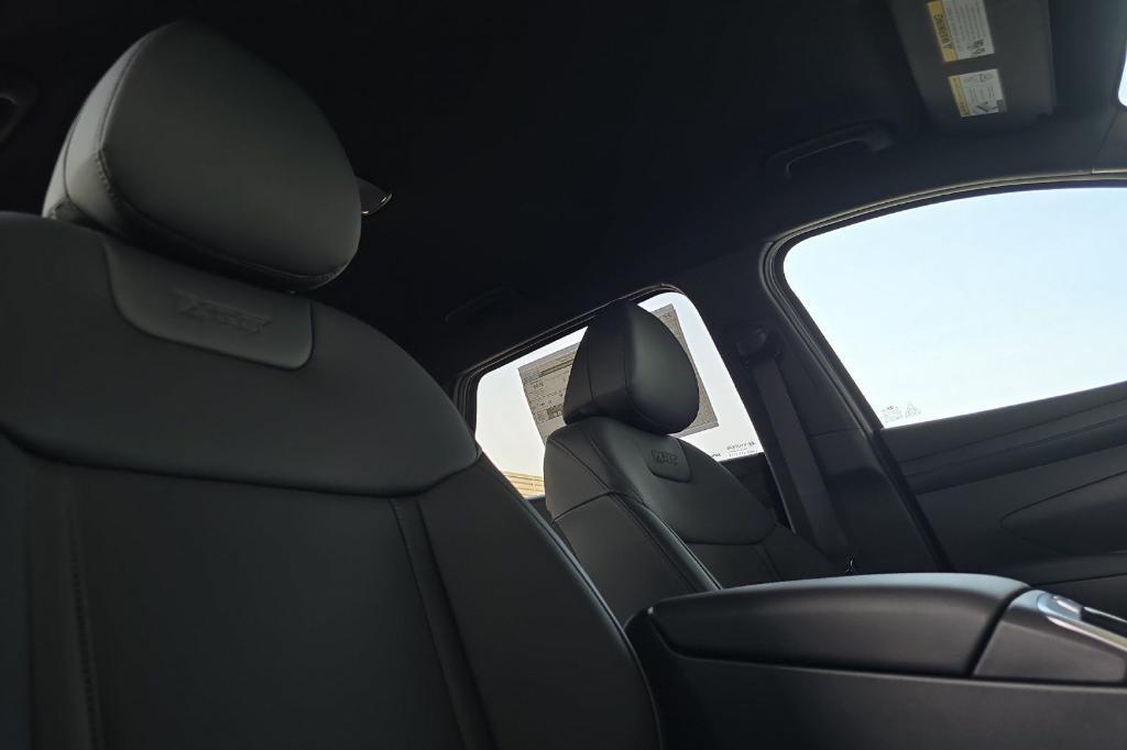 new 2025 Hyundai Tucson car, priced at $33,568