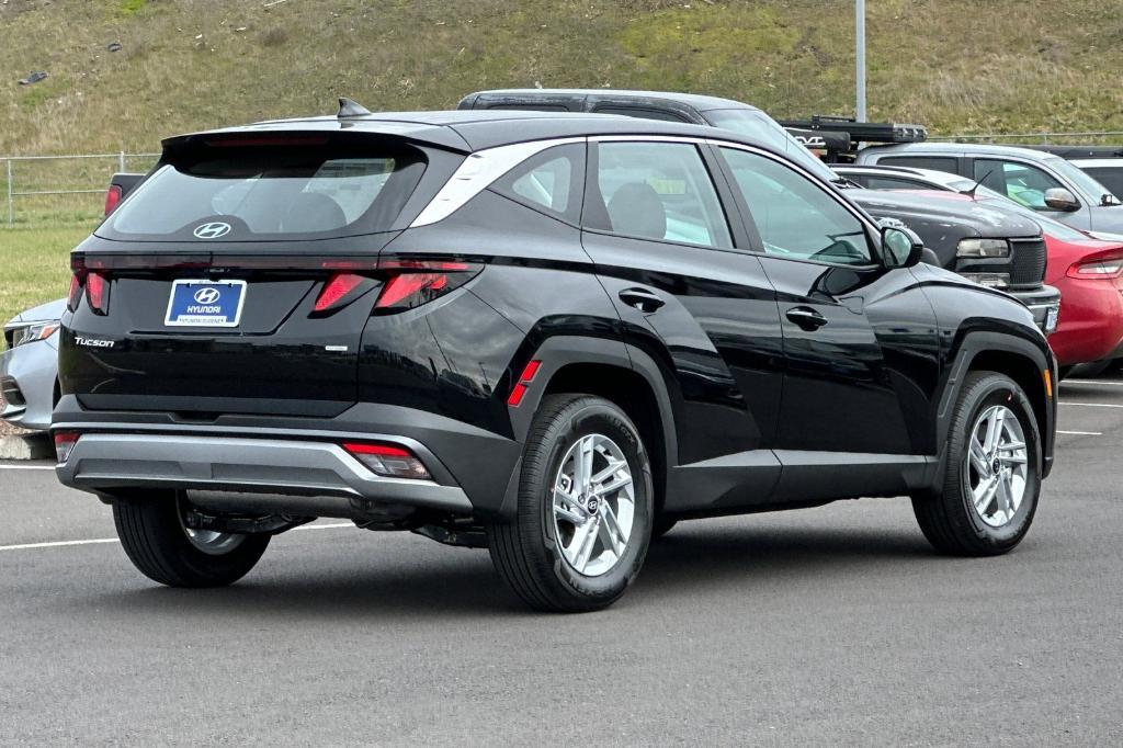 new 2025 Hyundai Tucson car, priced at $30,365