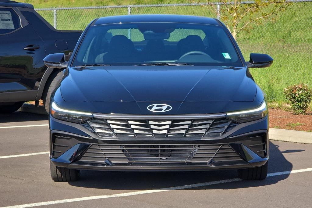 new 2025 Hyundai ELANTRA HEV car, priced at $28,185