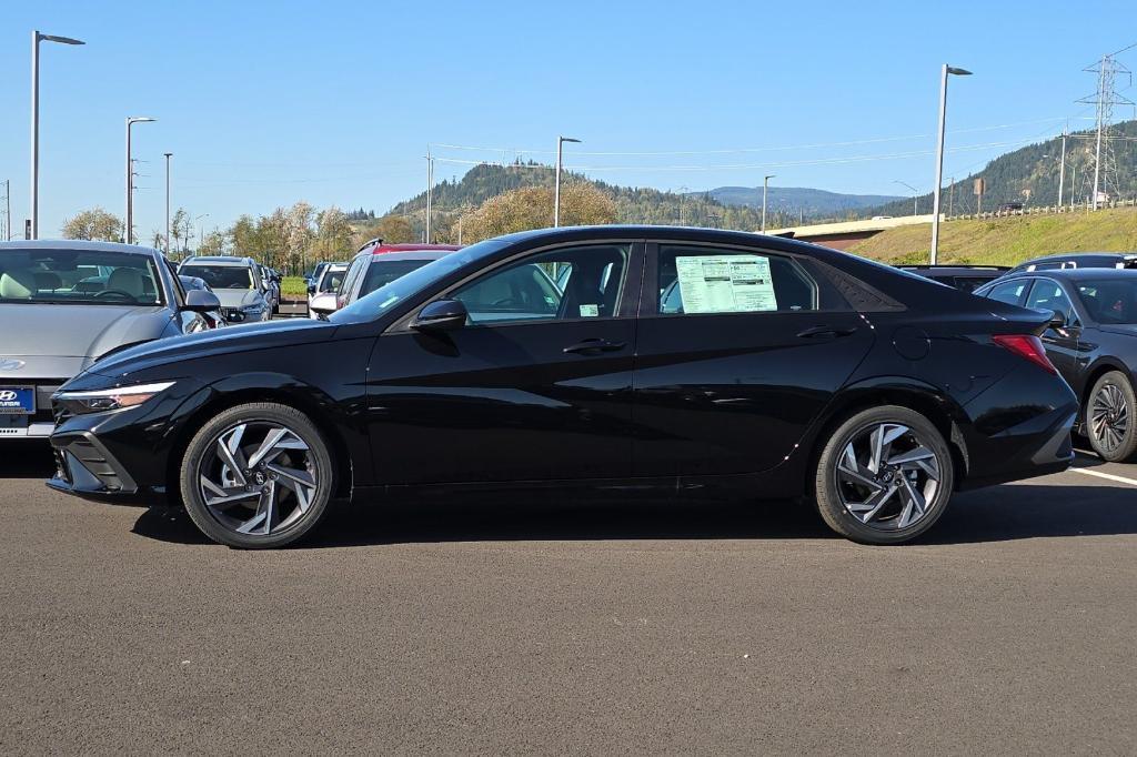 new 2025 Hyundai ELANTRA HEV car, priced at $28,185
