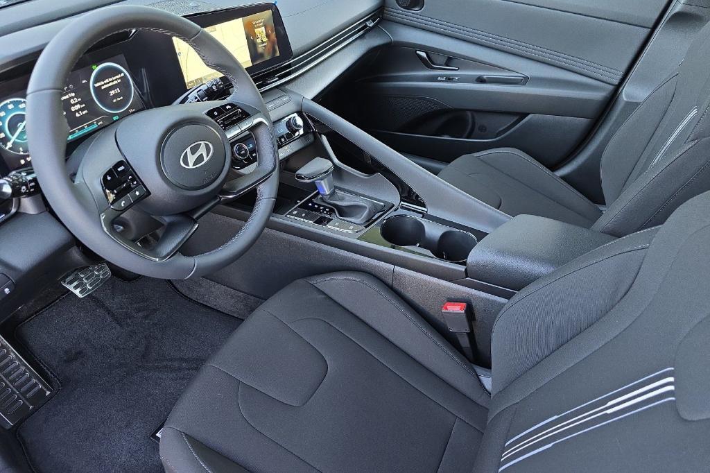 new 2025 Hyundai ELANTRA HEV car, priced at $28,185