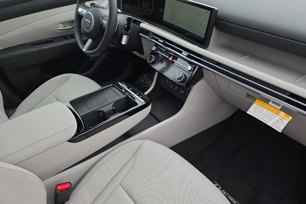 new 2025 Hyundai TUCSON Hybrid car, priced at $32,940