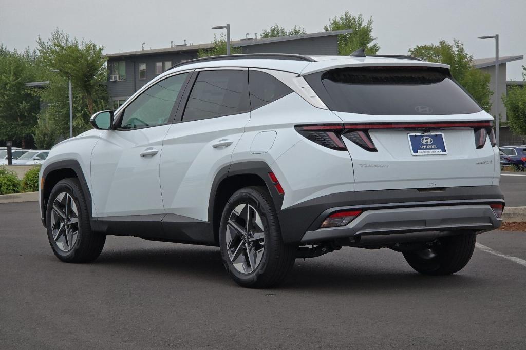 new 2025 Hyundai TUCSON Hybrid car, priced at $32,940