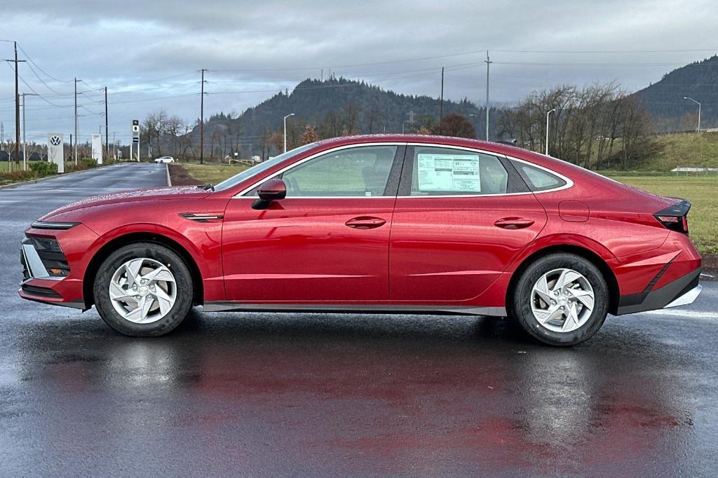 new 2025 Hyundai Sonata car, priced at $28,410