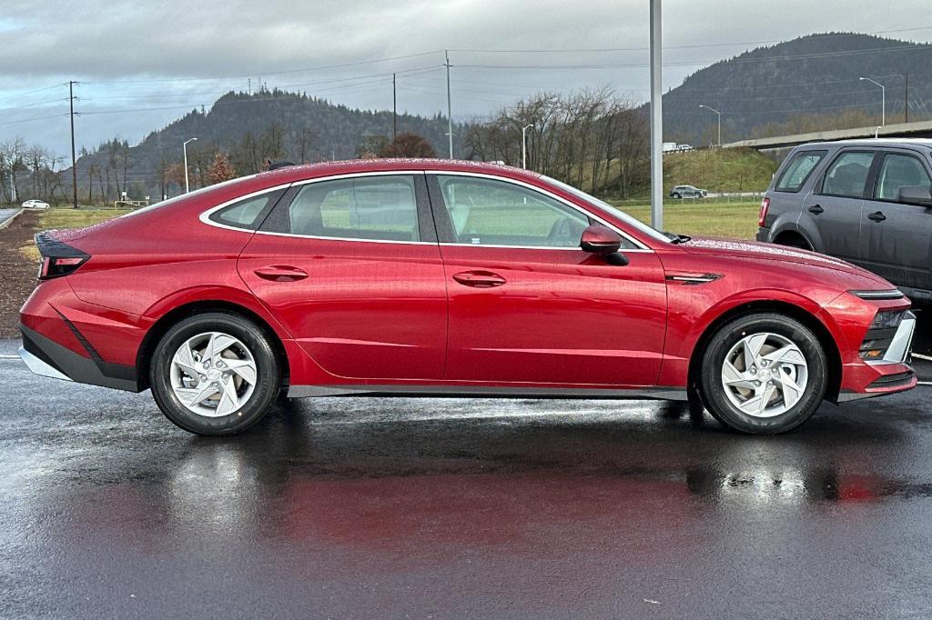 new 2025 Hyundai Sonata car, priced at $28,410