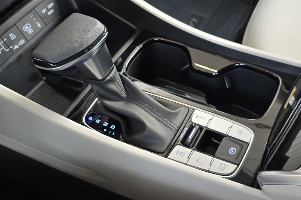 new 2025 Hyundai Tucson car, priced at $31,323
