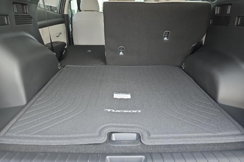 new 2025 Hyundai Tucson car, priced at $31,323